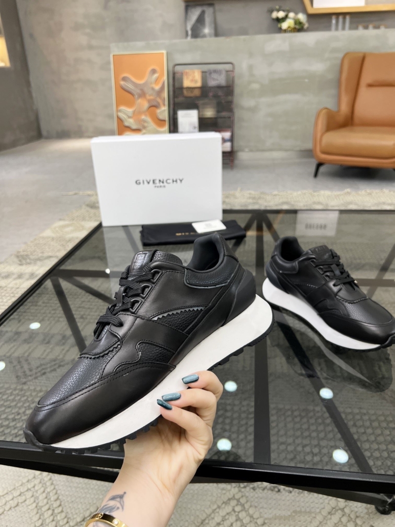 Givenchy Sneakers